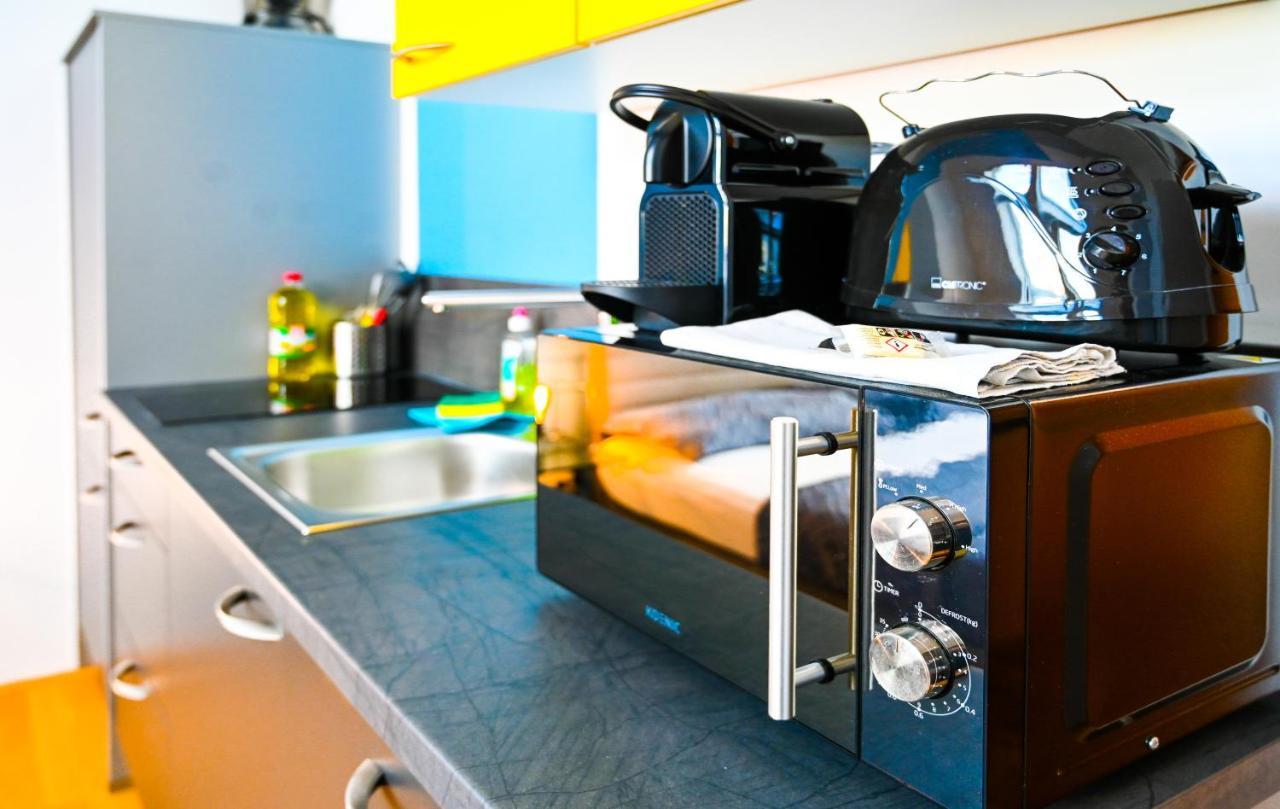 Backpacker Apartment Schoenbrunn Wina Bagian luar foto