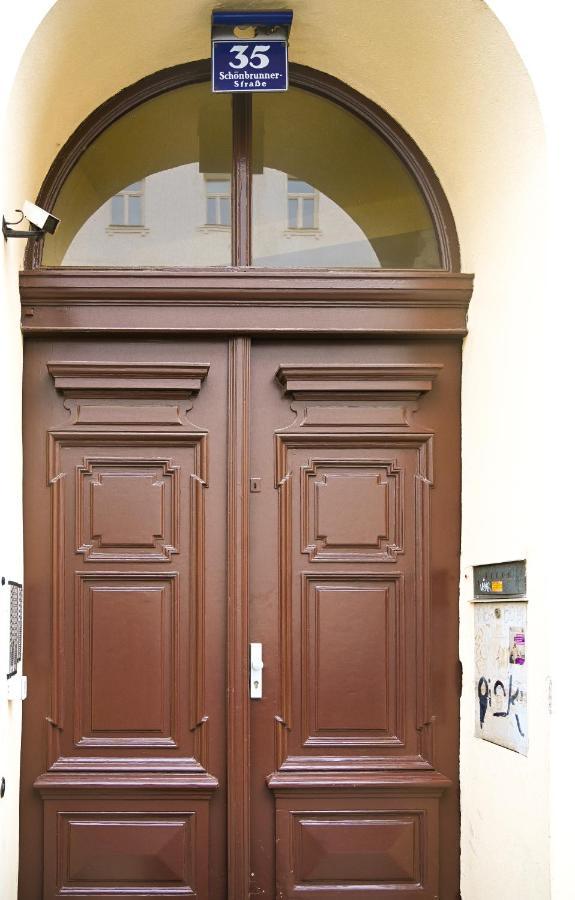Backpacker Apartment Schoenbrunn Wina Bagian luar foto